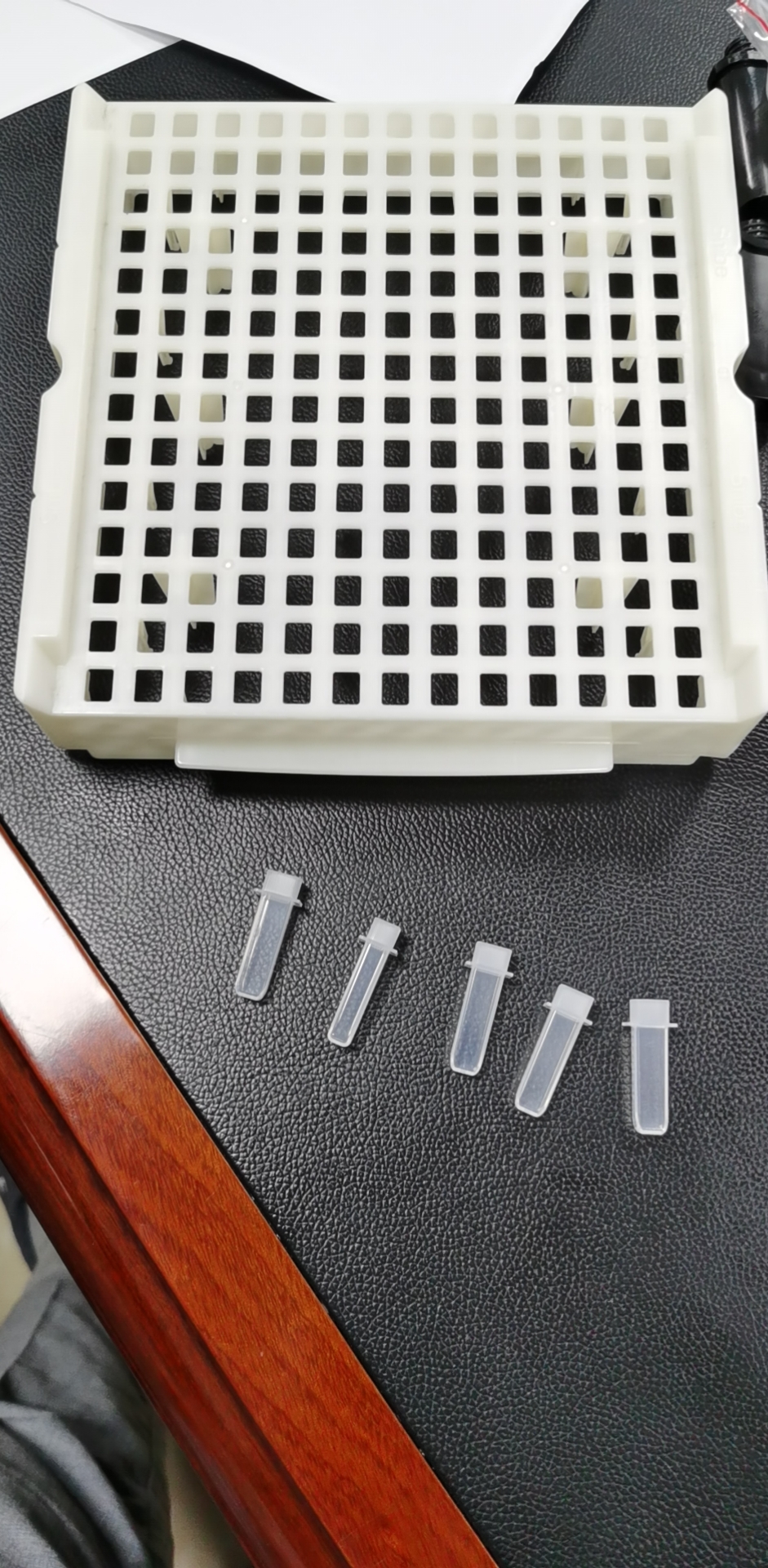 反應(yīng)杯裝盒生產(chǎn)線